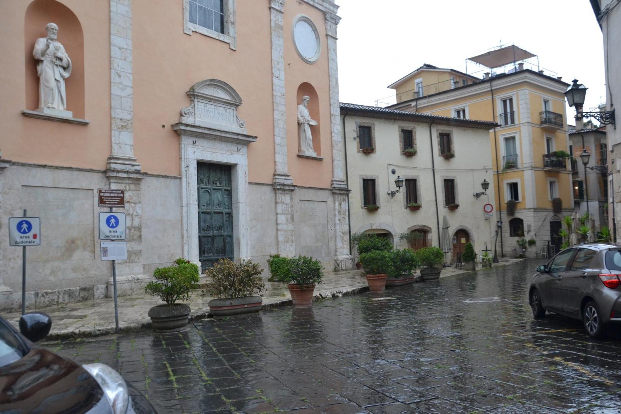 Casa Edera Apartment Isola di Liri Luaran gambar